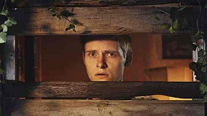 مسلسل Somewhere Boy الموسم الاول الحلقة 4 الرابعة مترجمة